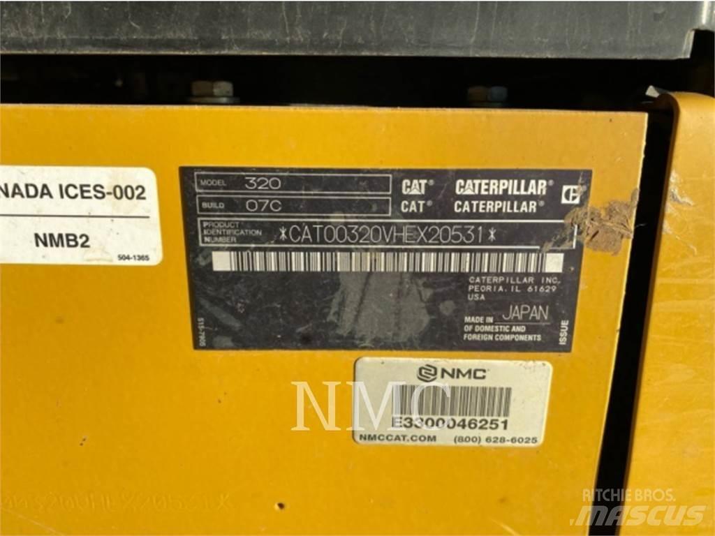 CAT 320 Pelle sur chenilles