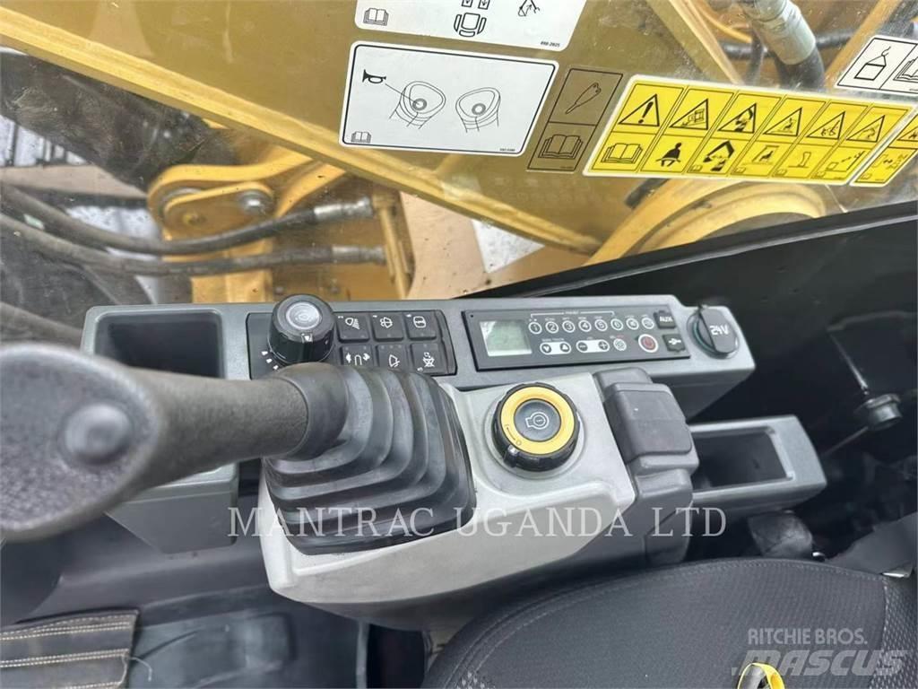CAT 320-05GX Pelle sur chenilles