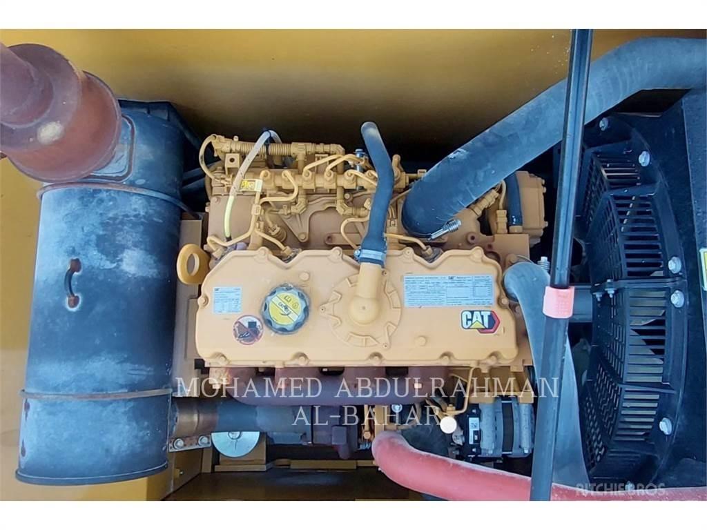 CAT 320-05GX Pelle sur chenilles