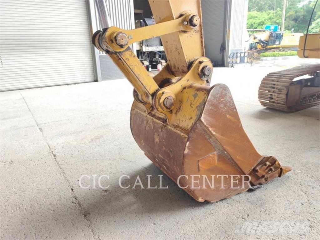 CAT 320-05GX Pelle sur chenilles