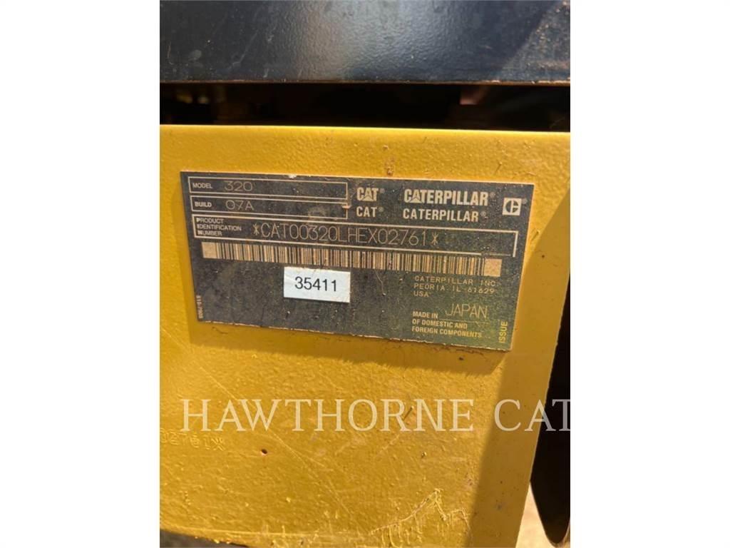 CAT 320-07 Pelle sur chenilles