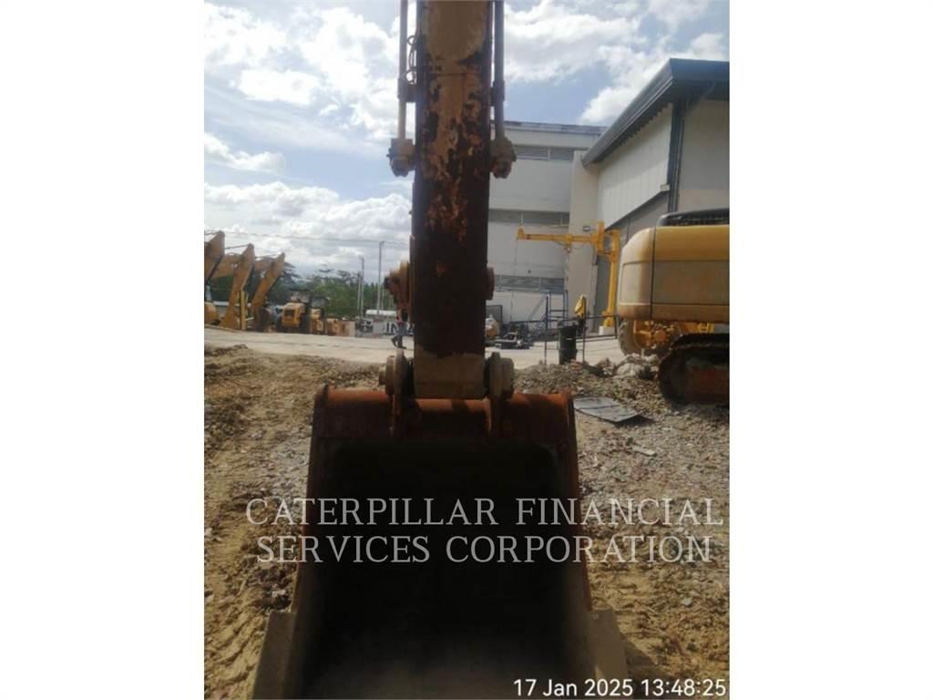 CAT 320-07 Pelle sur chenilles