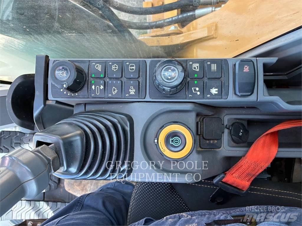CAT 320-07 Pelle sur chenilles