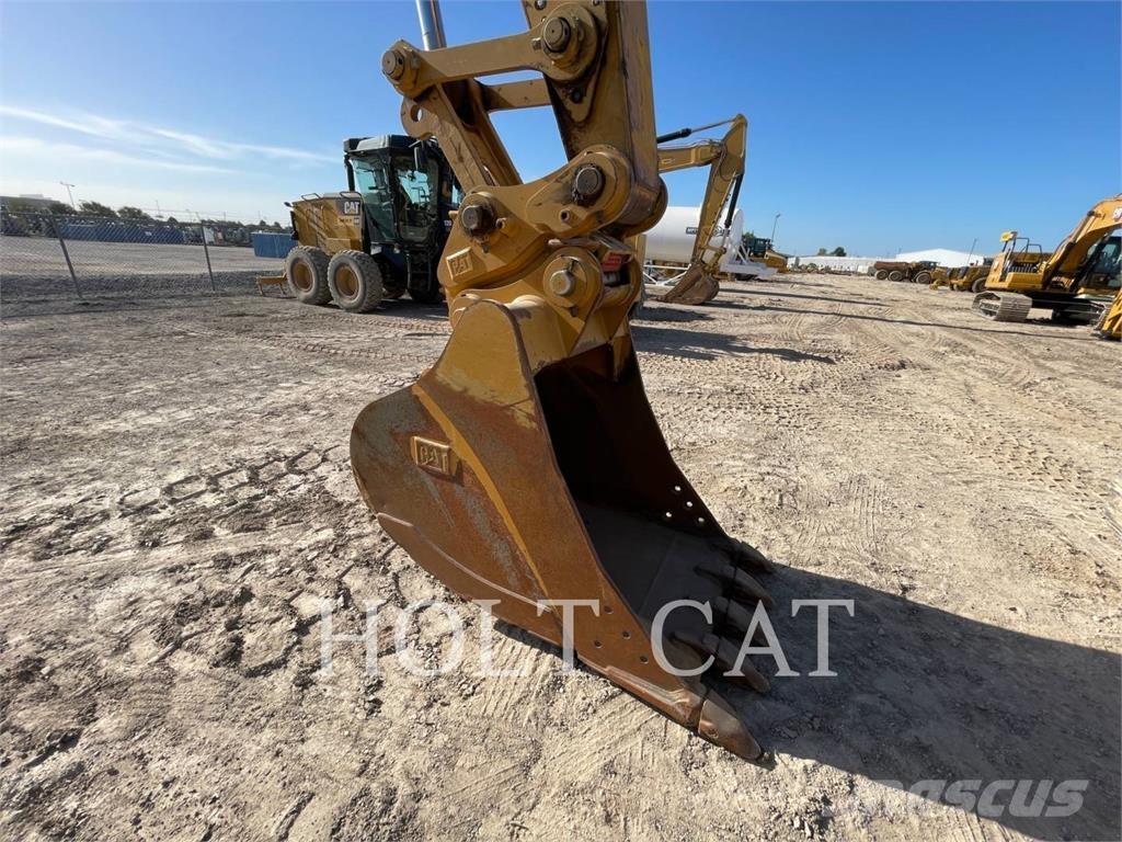 CAT 320-07 Pelle sur chenilles