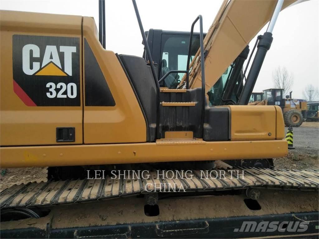 CAT 320-07 Pelle sur chenilles