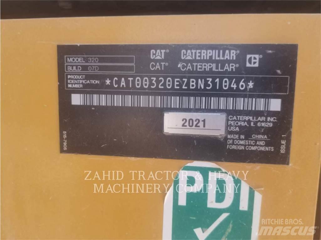 CAT 320-07D Pelle sur chenilles