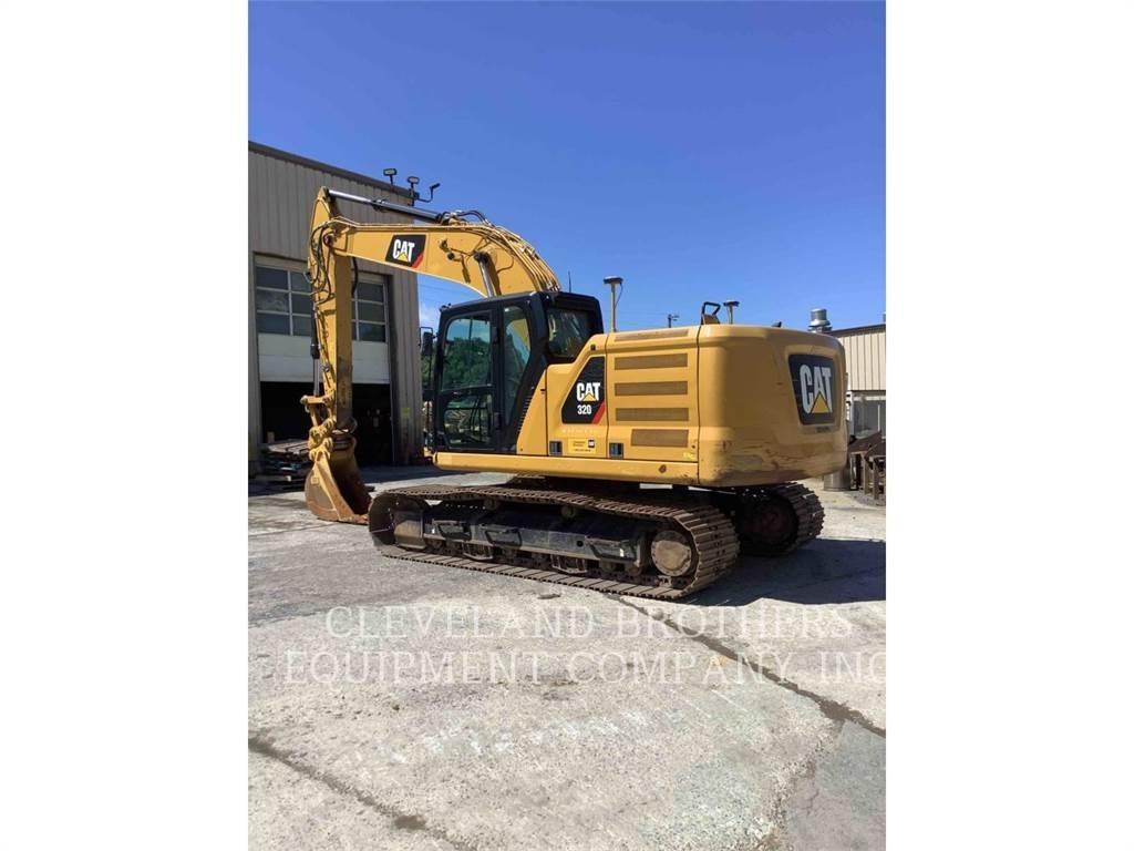 CAT 320 3D Pelle sur chenilles