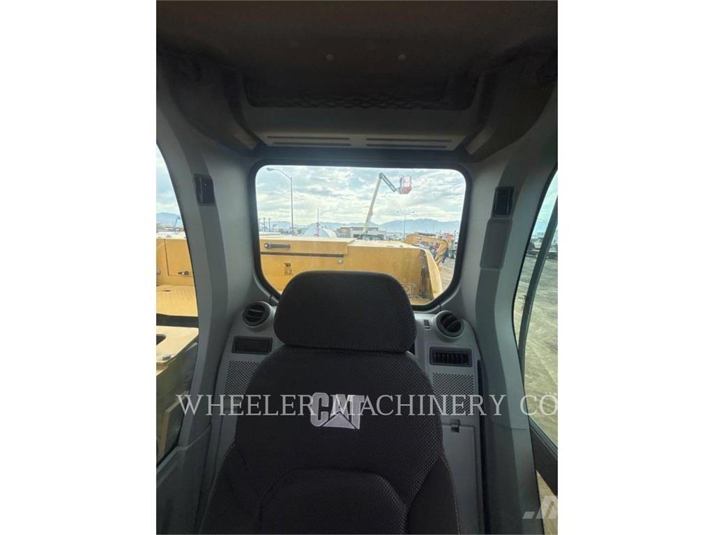 CAT 320 CF Pelle sur chenilles