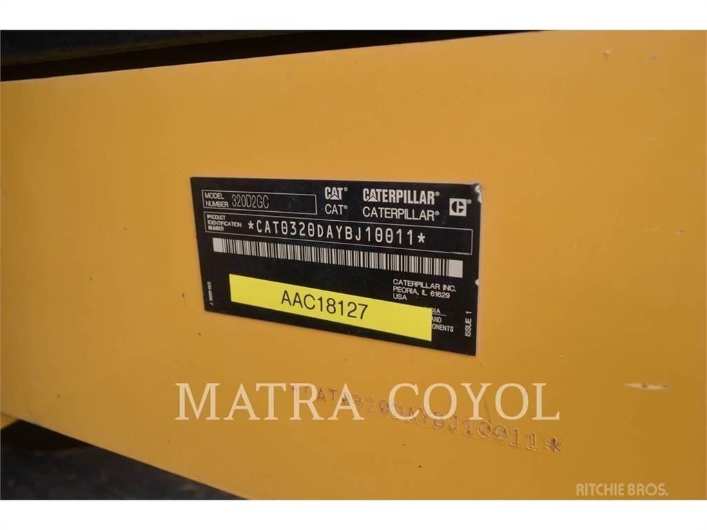 CAT 320 D 2 GC Pelle sur chenilles