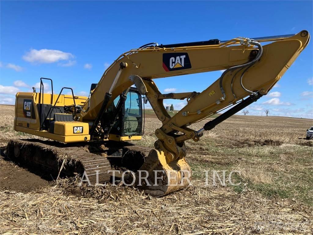 CAT 32007 Pelle sur chenilles
