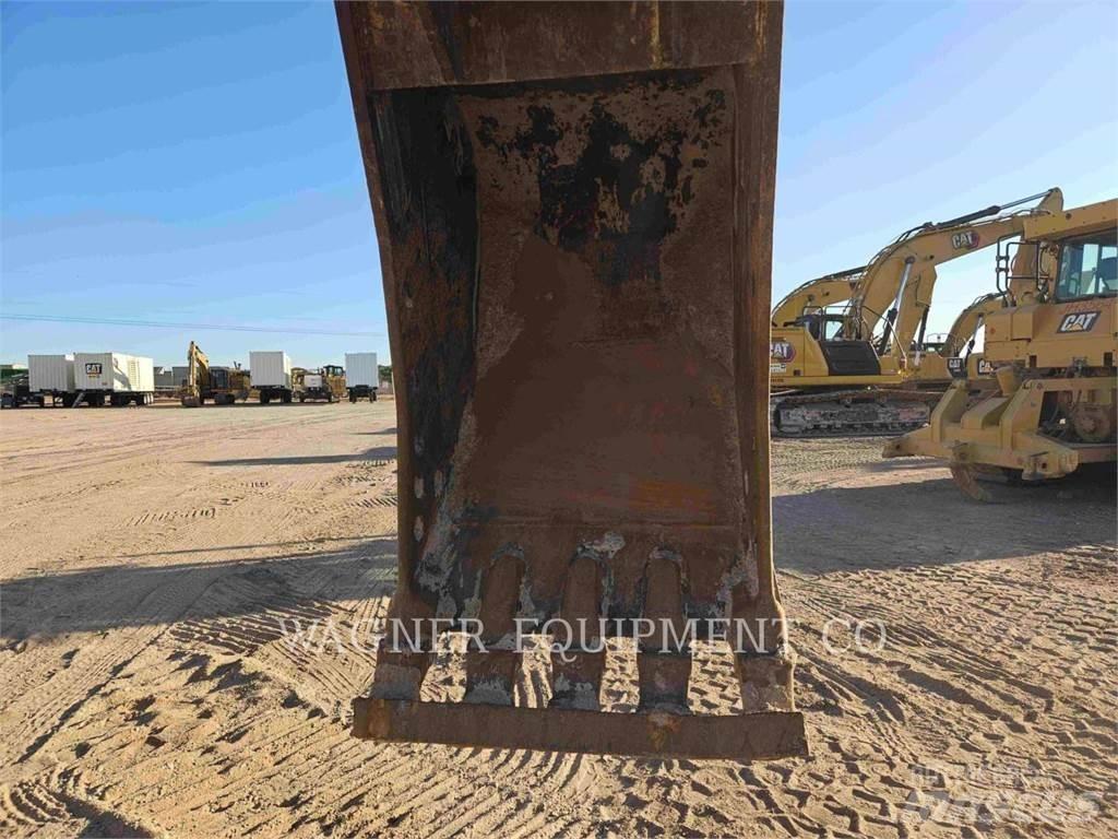 CAT 32007 Pelle sur chenilles