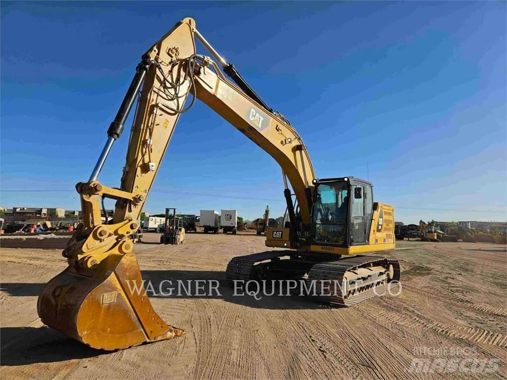CAT 32007 Pelle sur chenilles