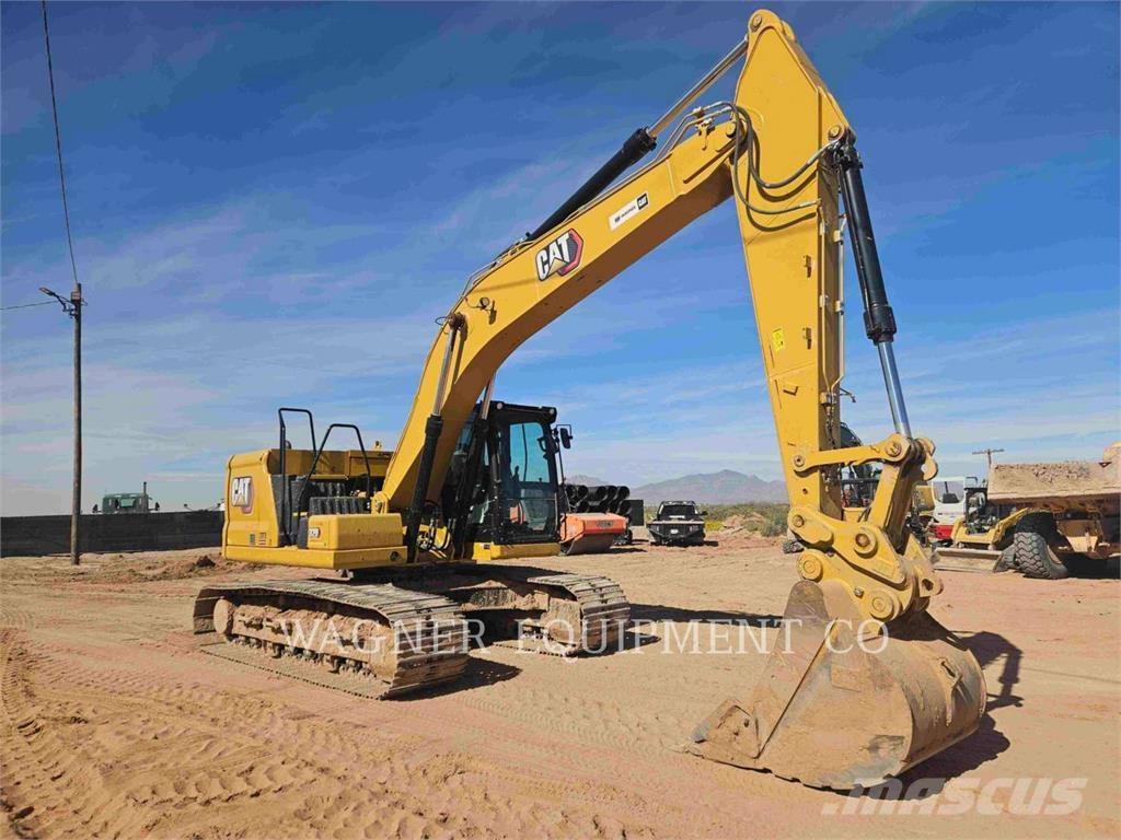 CAT 32007 Pelle sur chenilles