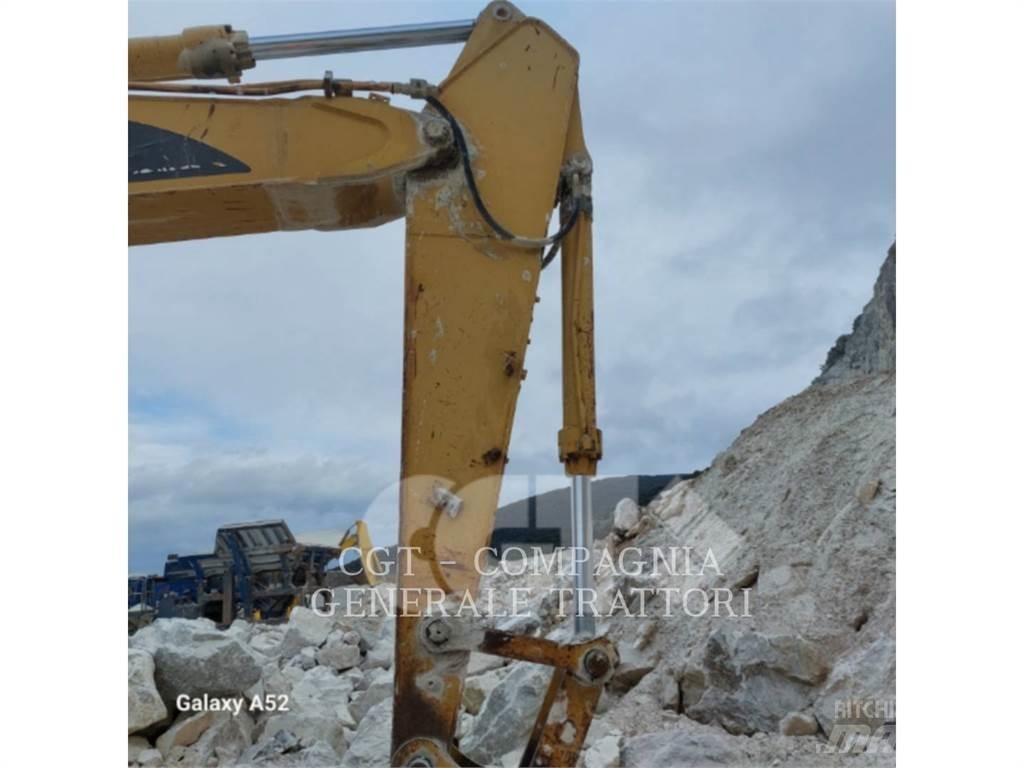 CAT 320B Pelle sur chenilles
