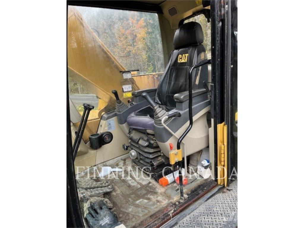 CAT 320C Pelle sur chenilles