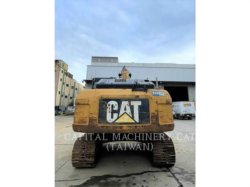 CAT 320D Pelle sur chenilles