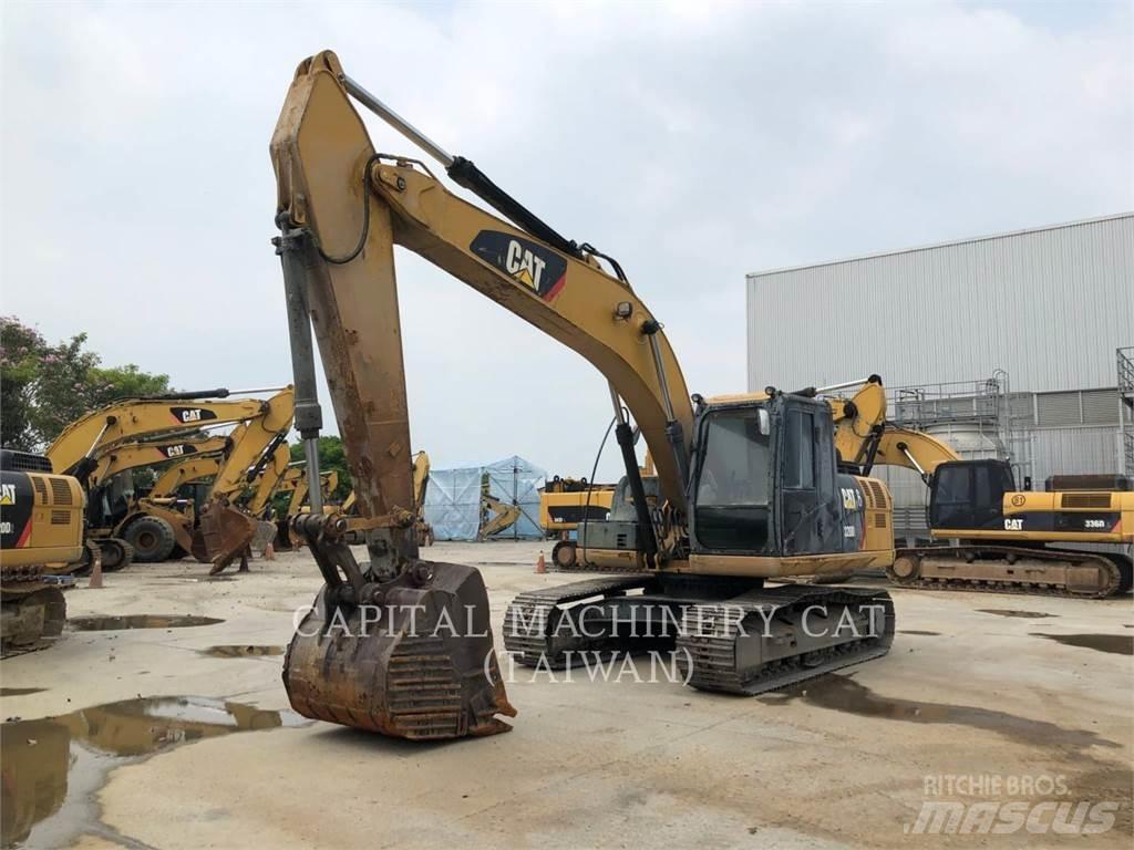 CAT 320D2 Pelle sur chenilles