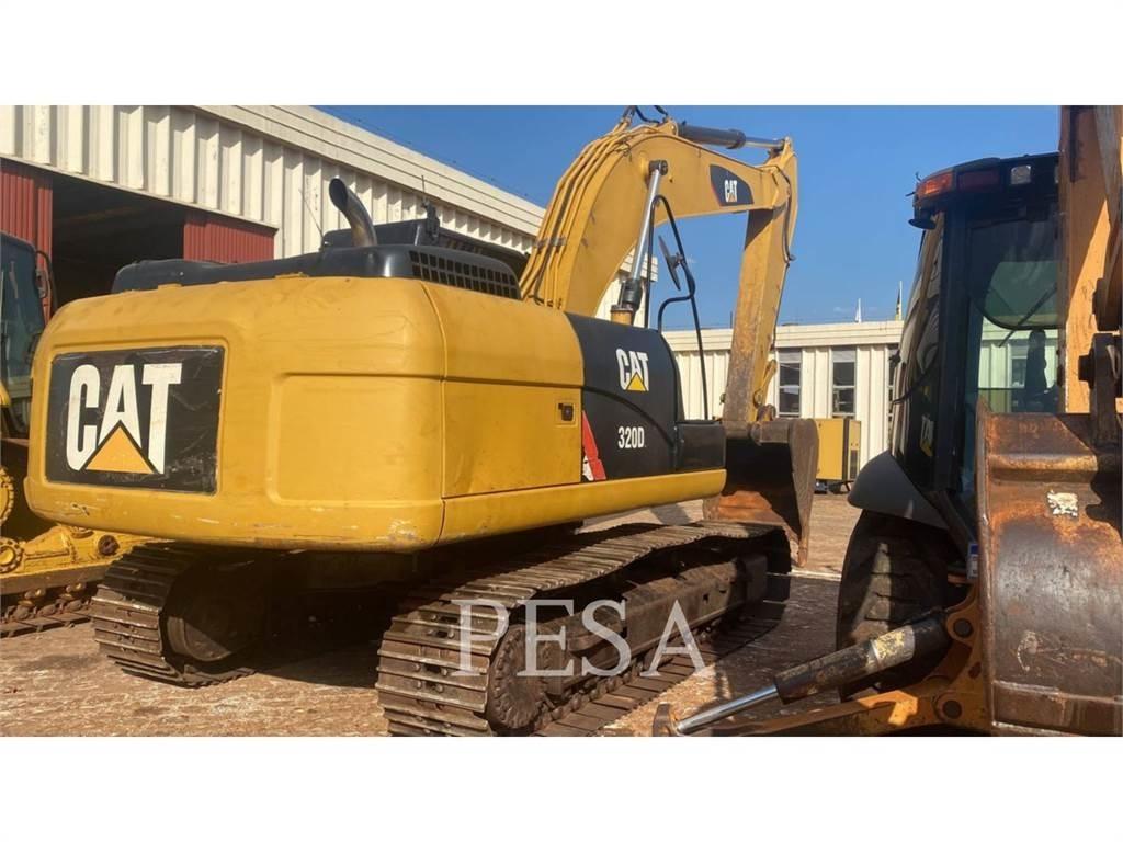CAT 320D2 Pelle sur chenilles