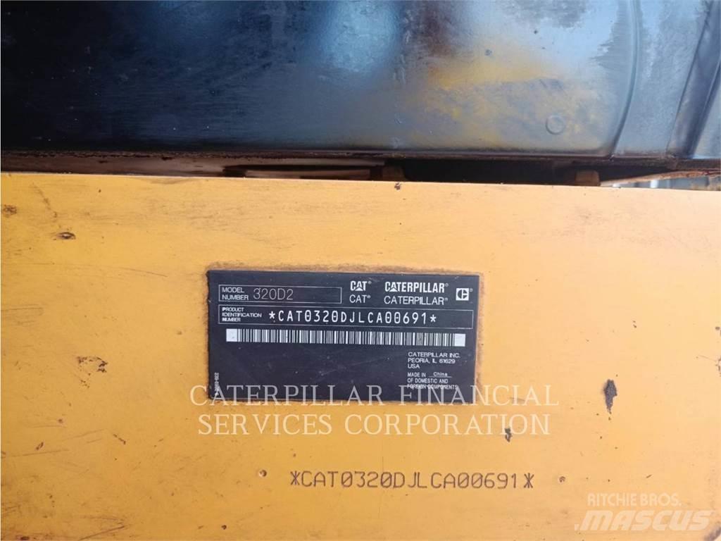 CAT 320D2 Pelle sur chenilles