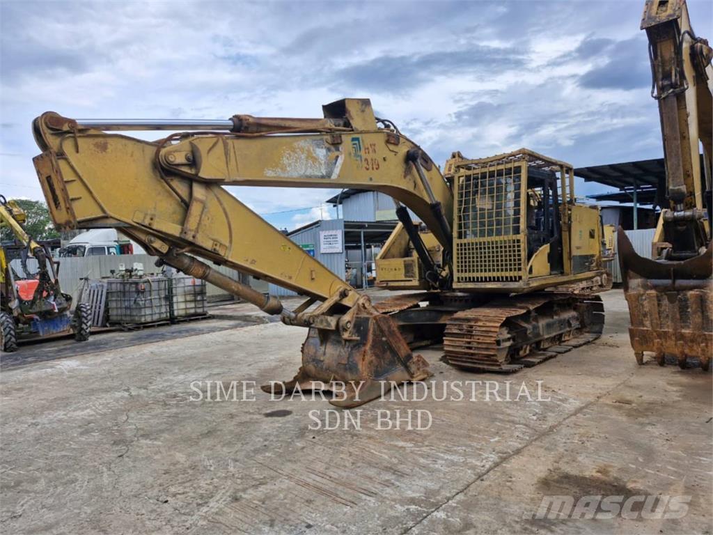 CAT 320D2 Pelle sur chenilles