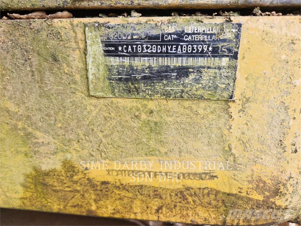 CAT 320D2 Pelle sur chenilles