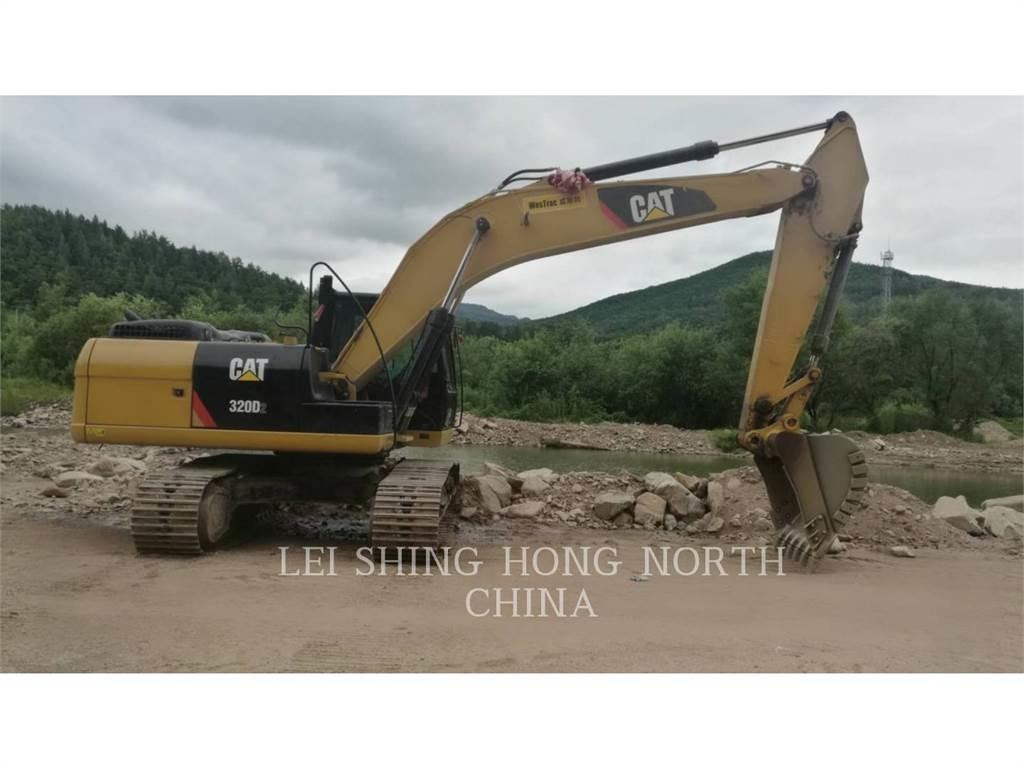 CAT 320D2 Pelle sur chenilles