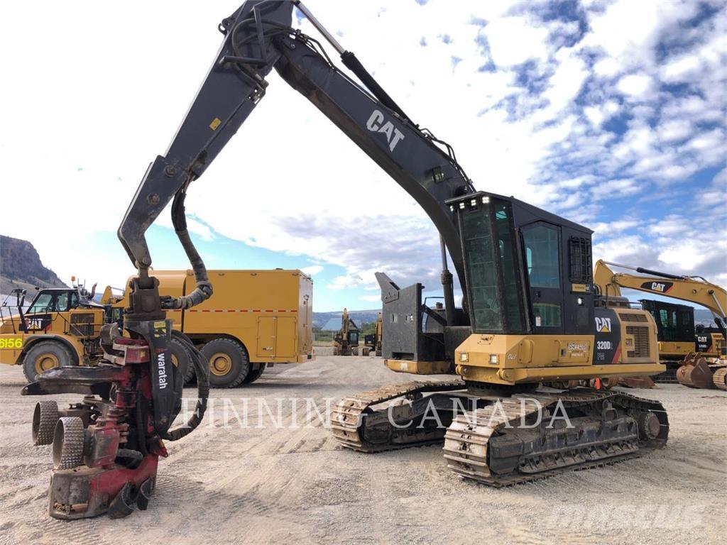 CAT 320D2 FM Pelle forestière