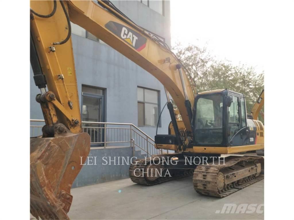 CAT 320D2GC Pelle sur chenilles