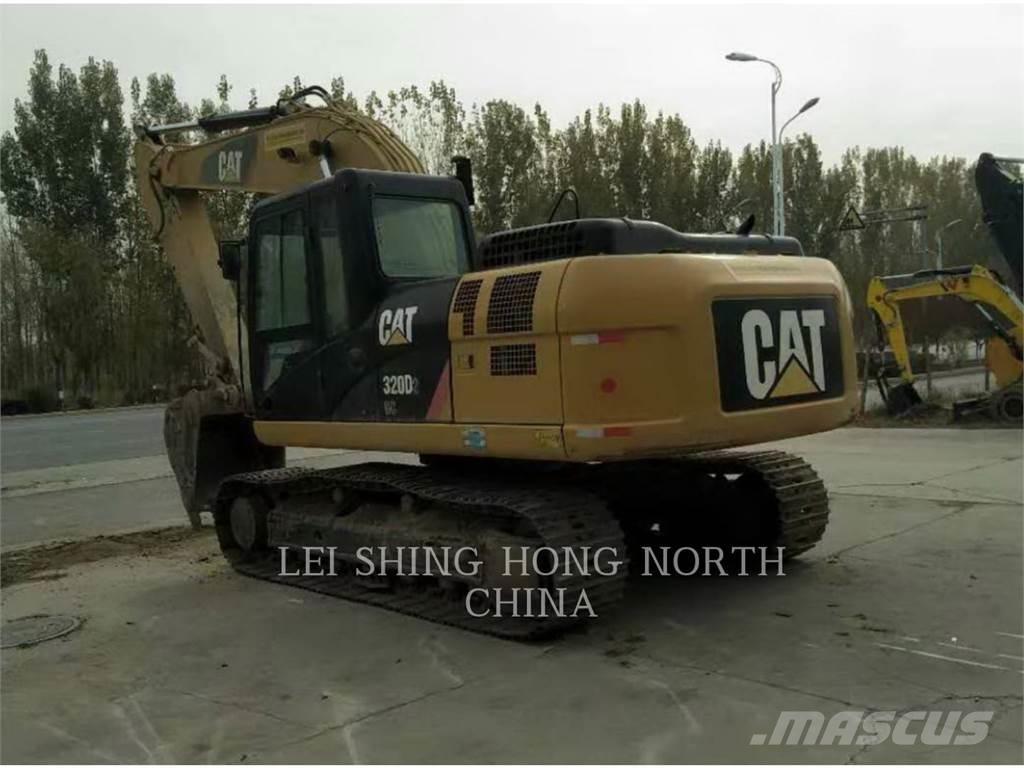 CAT 320D2GC Pelle sur chenilles