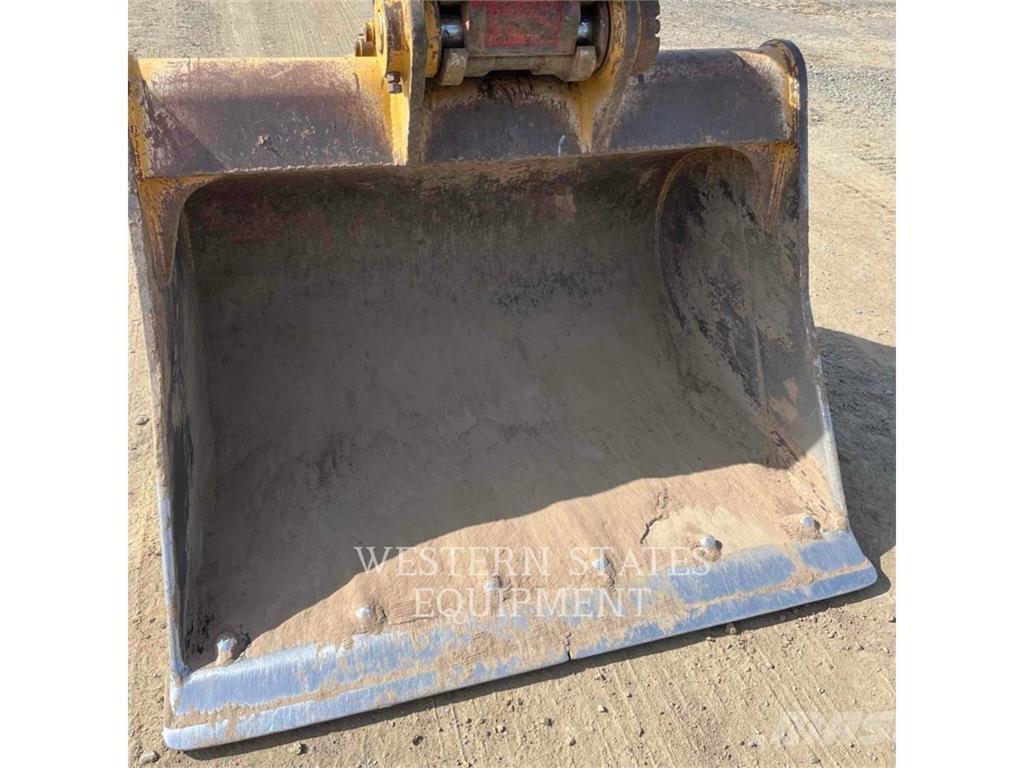CAT 320E Pelle sur chenilles