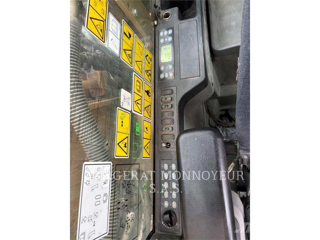 CAT 320E Pelle sur chenilles
