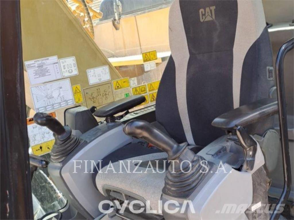 CAT 320EL IHC LANE 1 Pelle sur chenilles