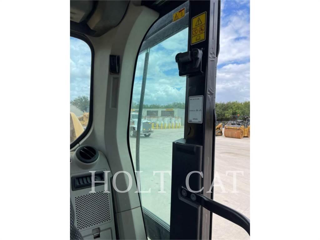 CAT 320GC Pelle sur chenilles