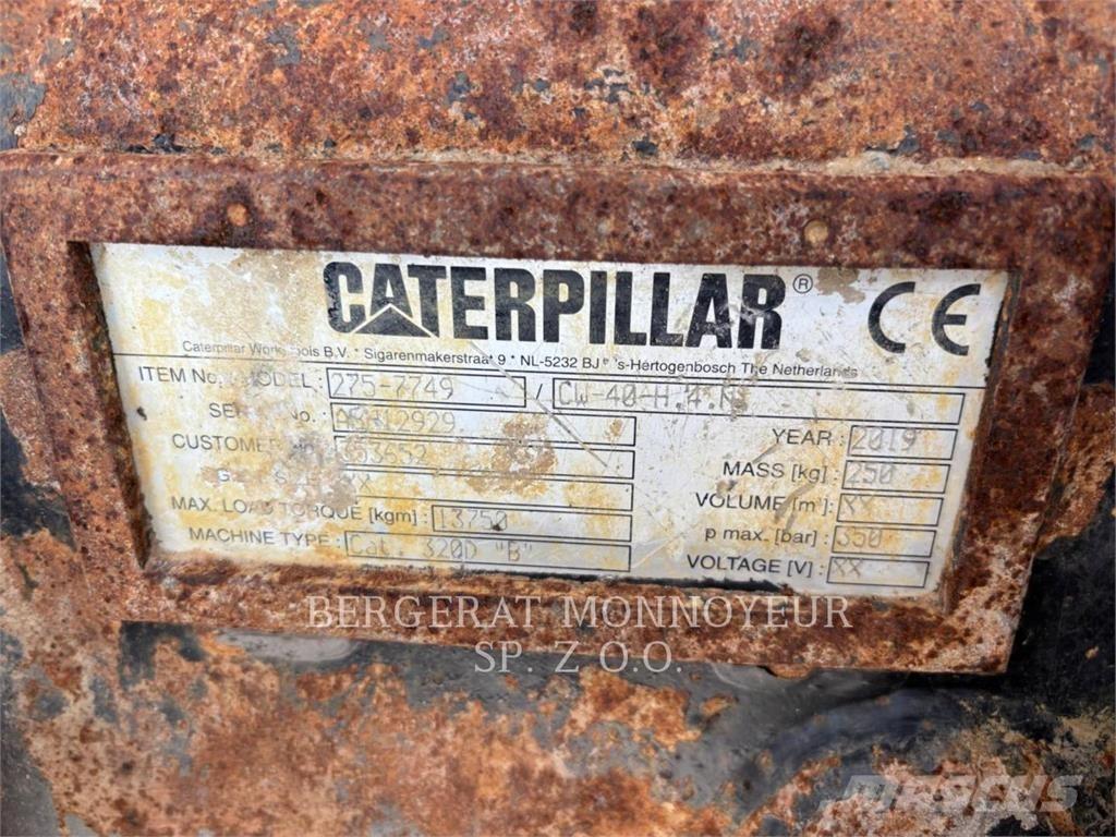 CAT 320GC Pelle sur chenilles