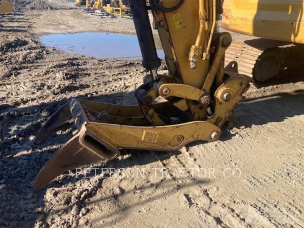CAT 321D LCR Pelle sur chenilles