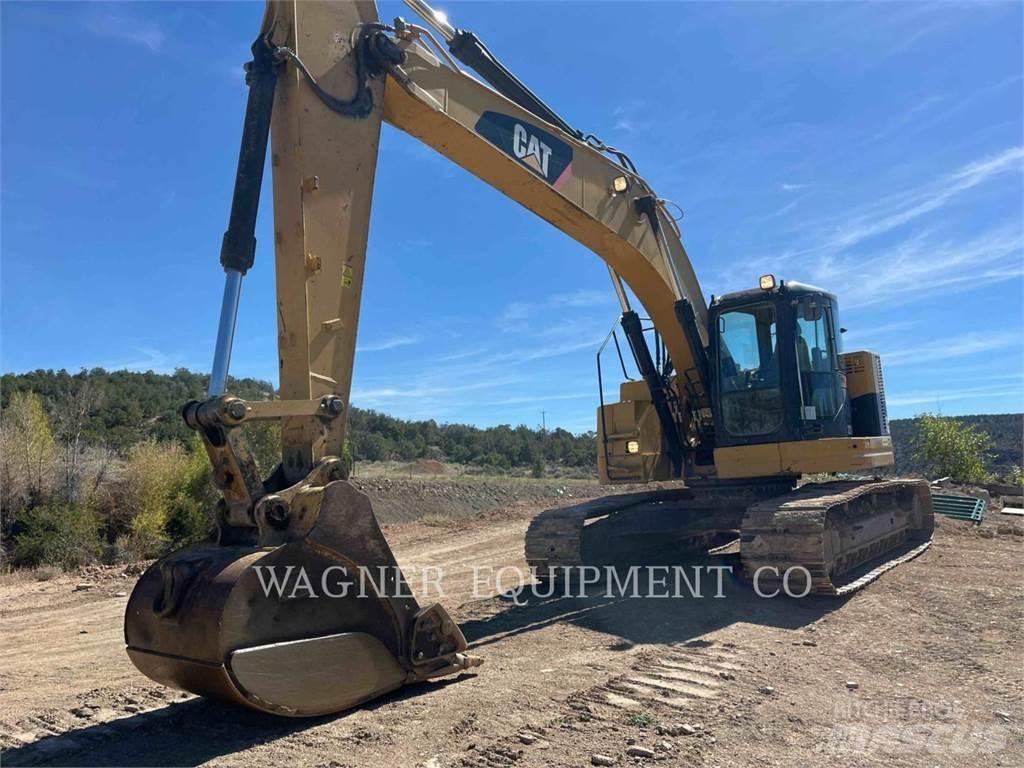 CAT 321DL TCIR Pelle sur chenilles