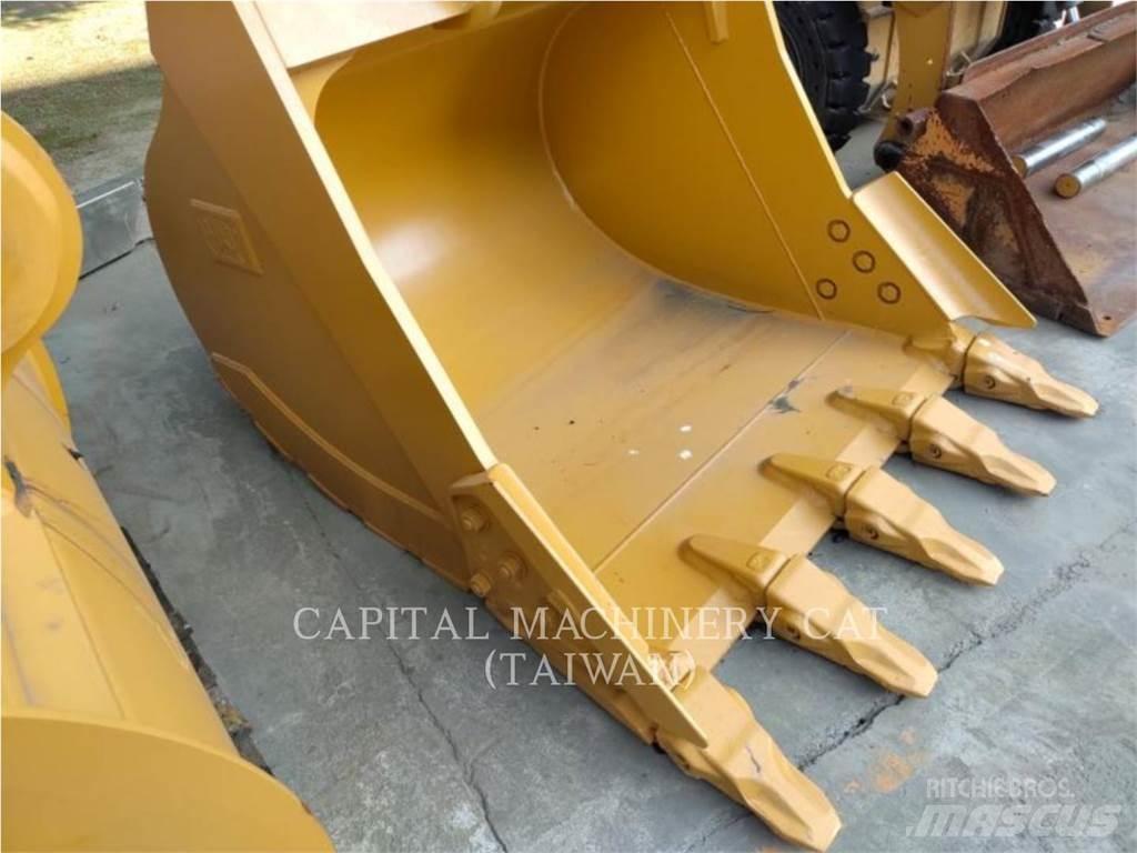 CAT 323 Godet