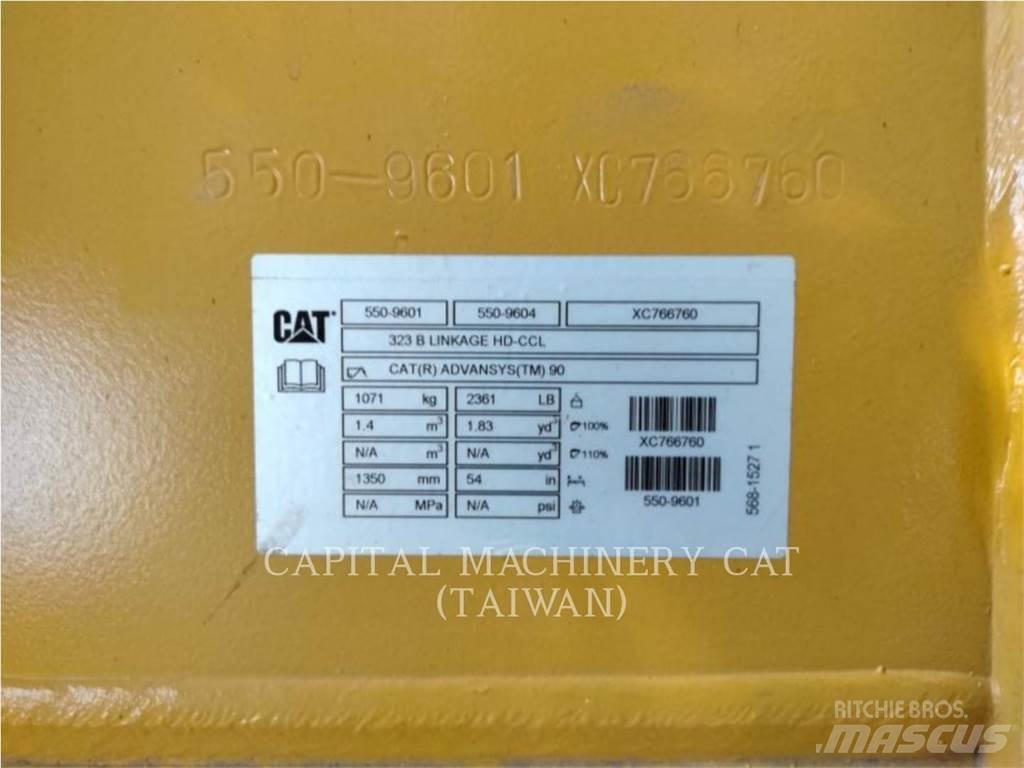 CAT 323 Godet