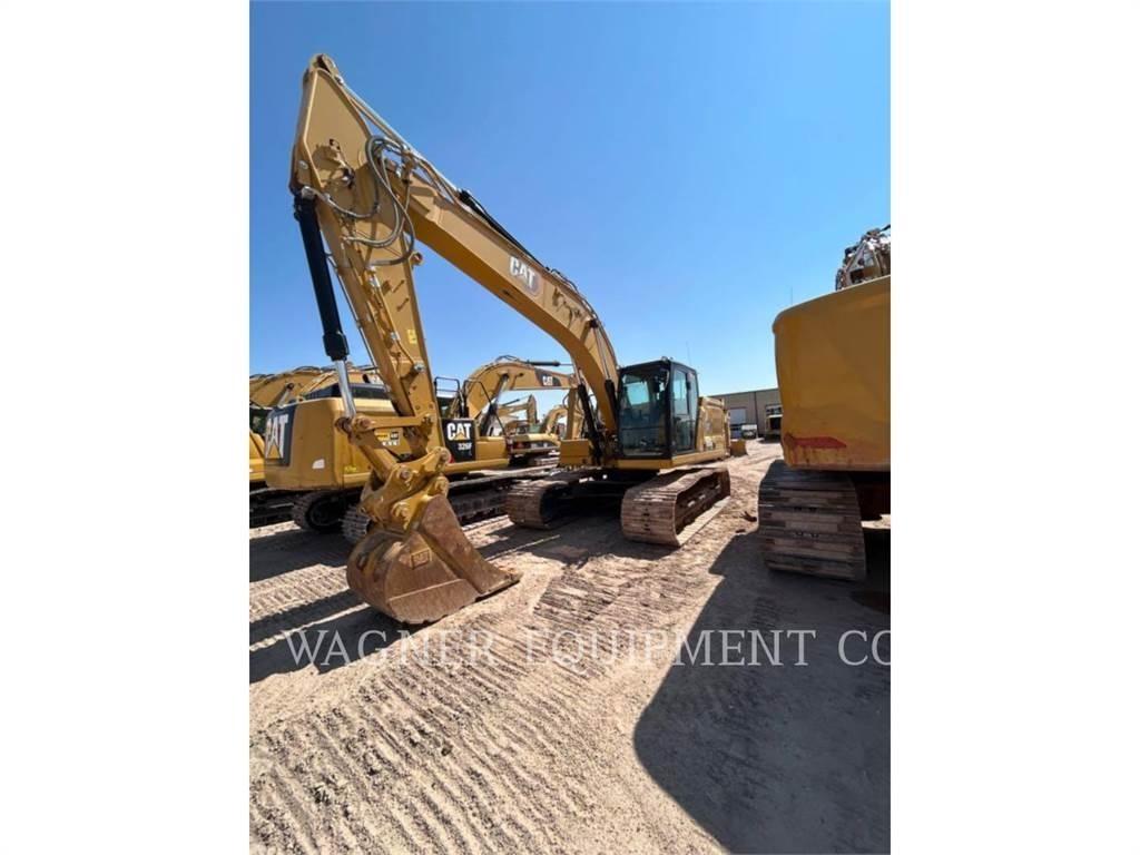 CAT 323 Pelle sur chenilles