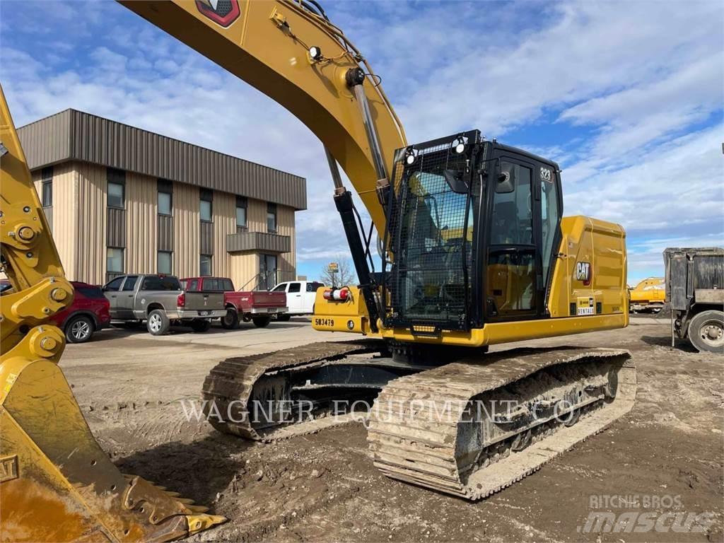 CAT 323 Pelle sur chenilles