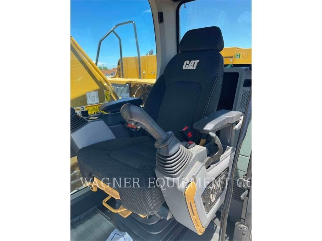 CAT 323 Pelle sur chenilles