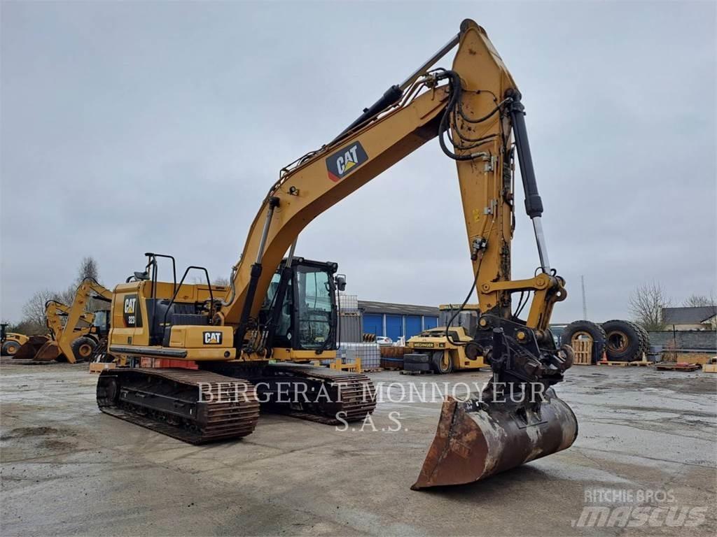 CAT 323 Pelle sur chenilles