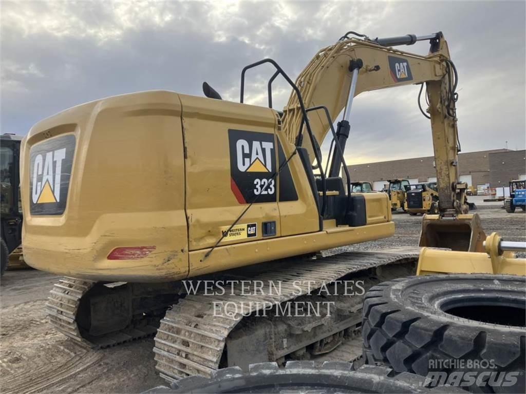 CAT 323 Pelle sur chenilles