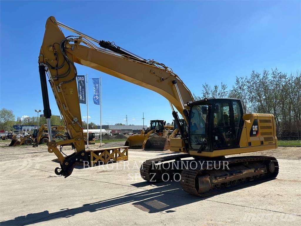 CAT 323 Pelle sur chenilles