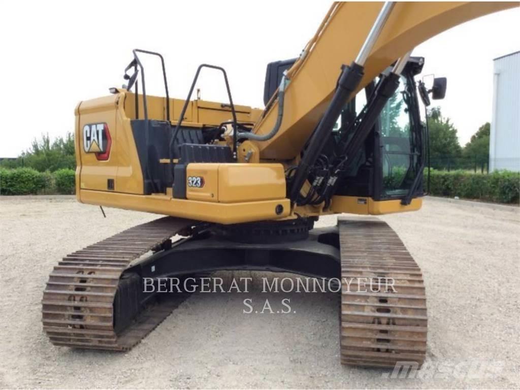 CAT 323 Pelle sur chenilles