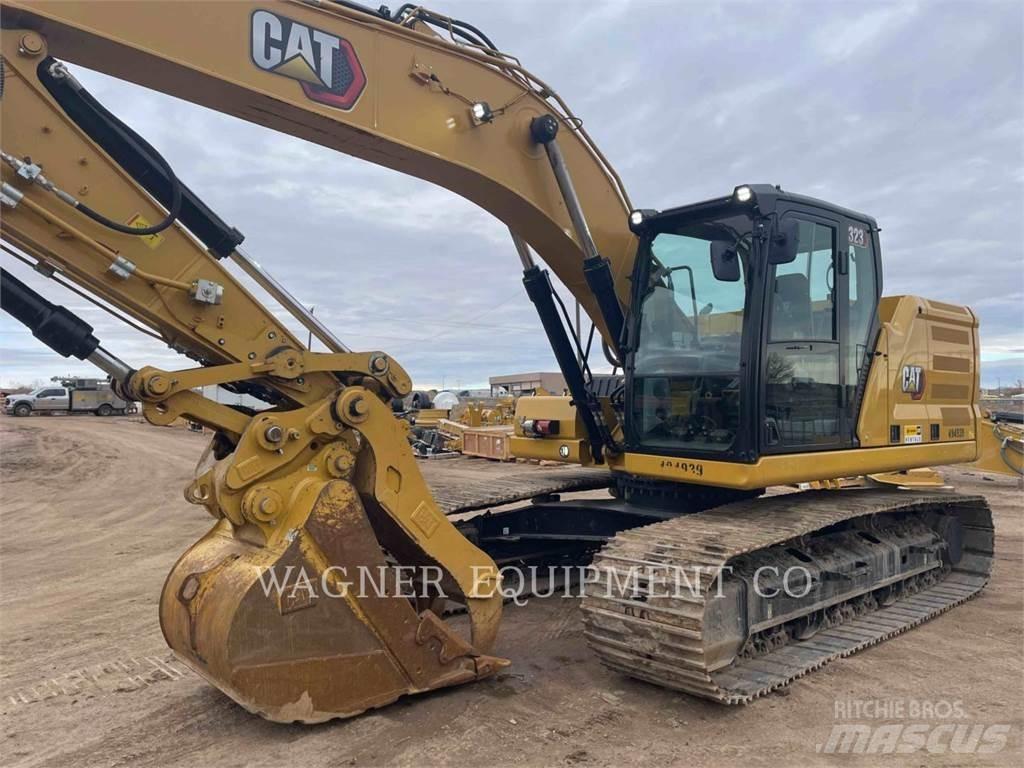 CAT 323 Pelle sur chenilles