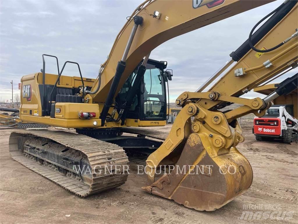 CAT 323 Pelle sur chenilles