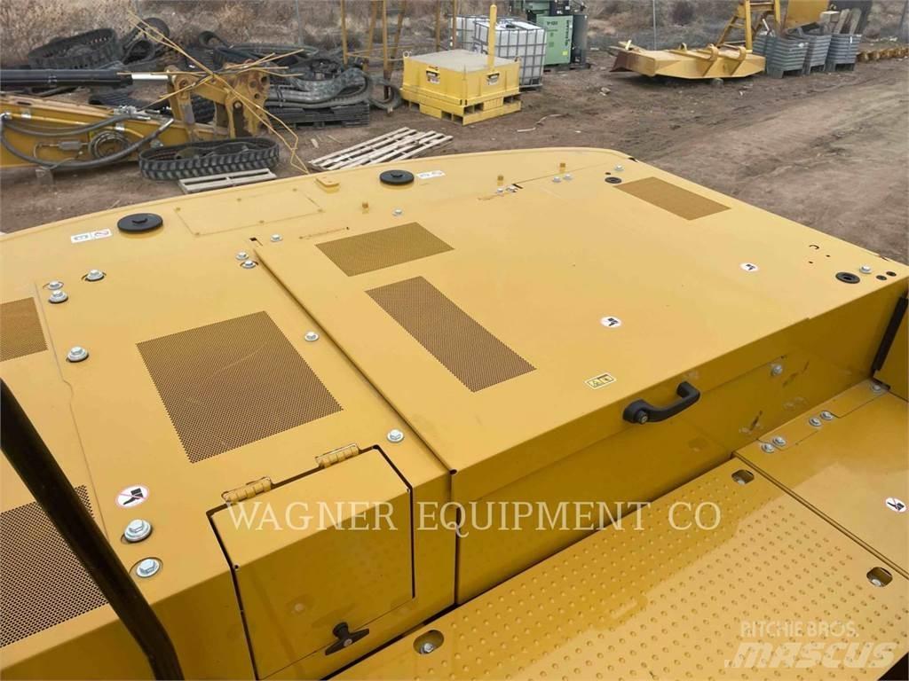 CAT 323 Pelle sur chenilles