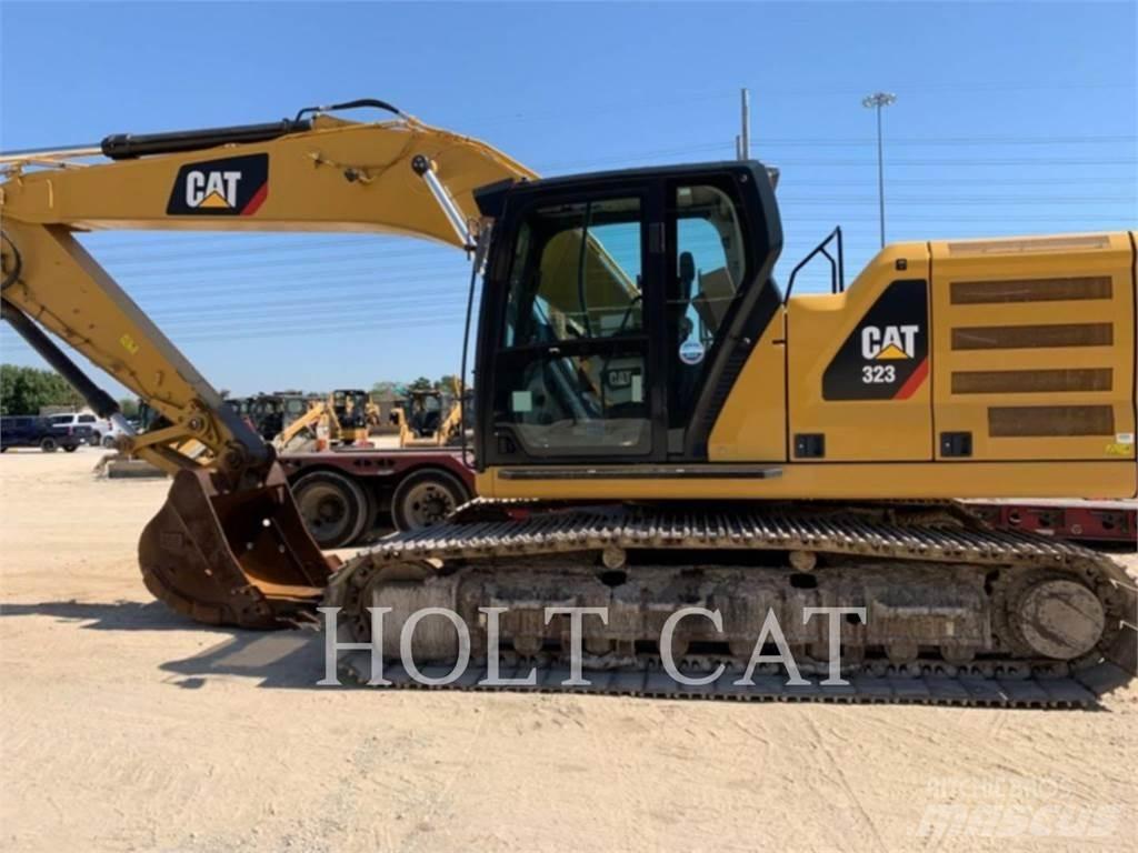 CAT 323 Pelle sur chenilles