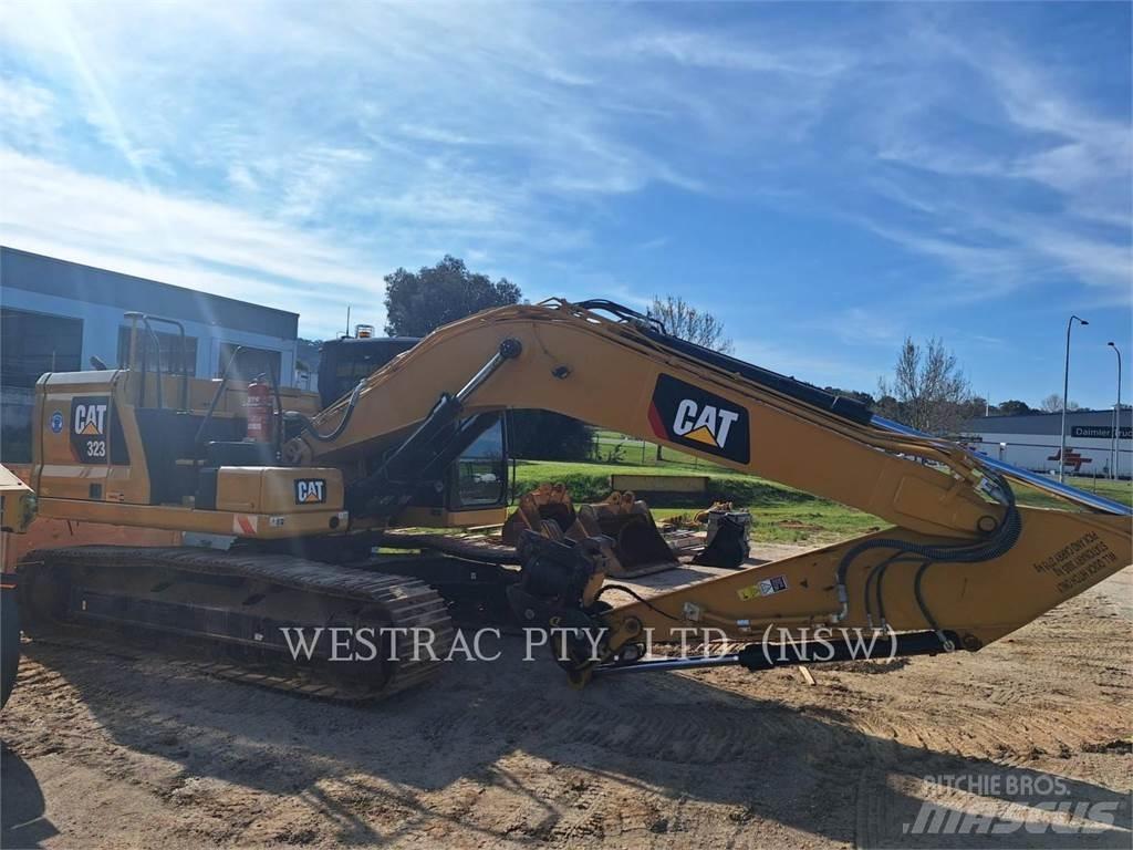 CAT 323-07 Pelle sur chenilles
